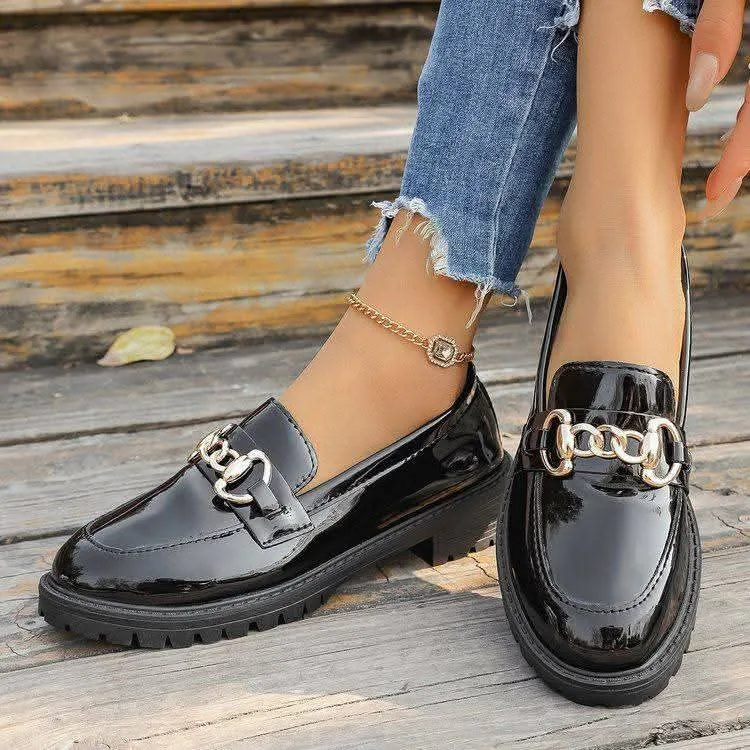 Mocassins Femme Vernis – Élégance Classique & Confort