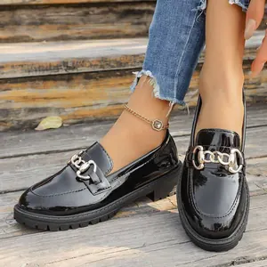 Mocassins Femme Vernis – Élégance Classique & Confort
