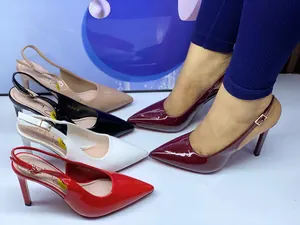 Escarpins Slingback Vernis