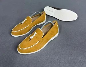 Mocassins Homme en Daim avec Pompons – Chaussures Élégantes Slip-On Camel