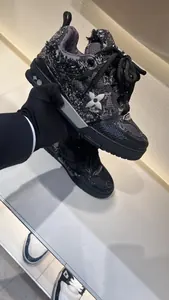 Baskets Premium Noires avec Détails Strass (Homme)