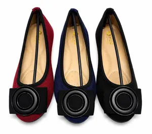Closed shoes