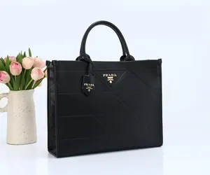 Grand Sac Cabas Noir Premium – Élégant et Spacieux
