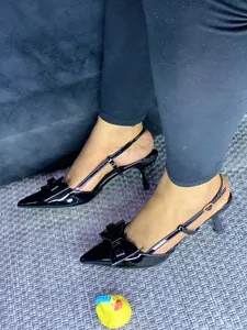 Escarpins Slingback Noirs Vernis avec Nœud Élégant