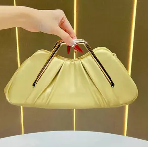 Sac de Soirée Doré de Luxe – Pochette Élégante