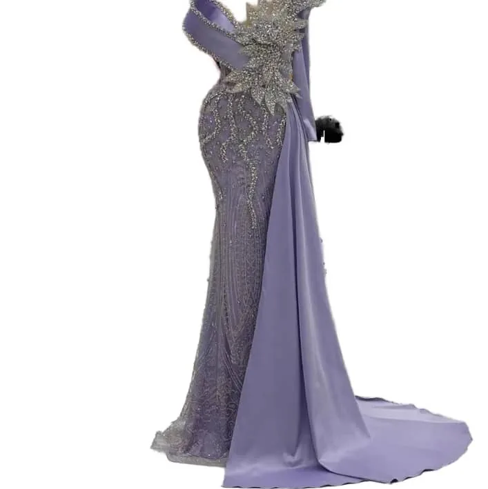 💜 Robe de cérémonie haut de gamme – Uniquement sur commande via la Chine
