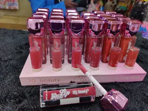 lip glaze