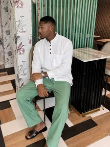 Ensemble Homme Traditionnel – Élégance & Confort