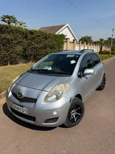 Toyota Vitz  IT IT