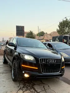 Audi Q7 IT