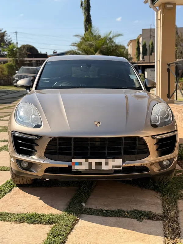 Porche MACAN i.T