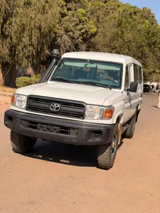 *Land cruiser missionnaire*